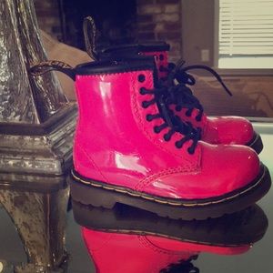 Dr. Martens  Boots hot pink